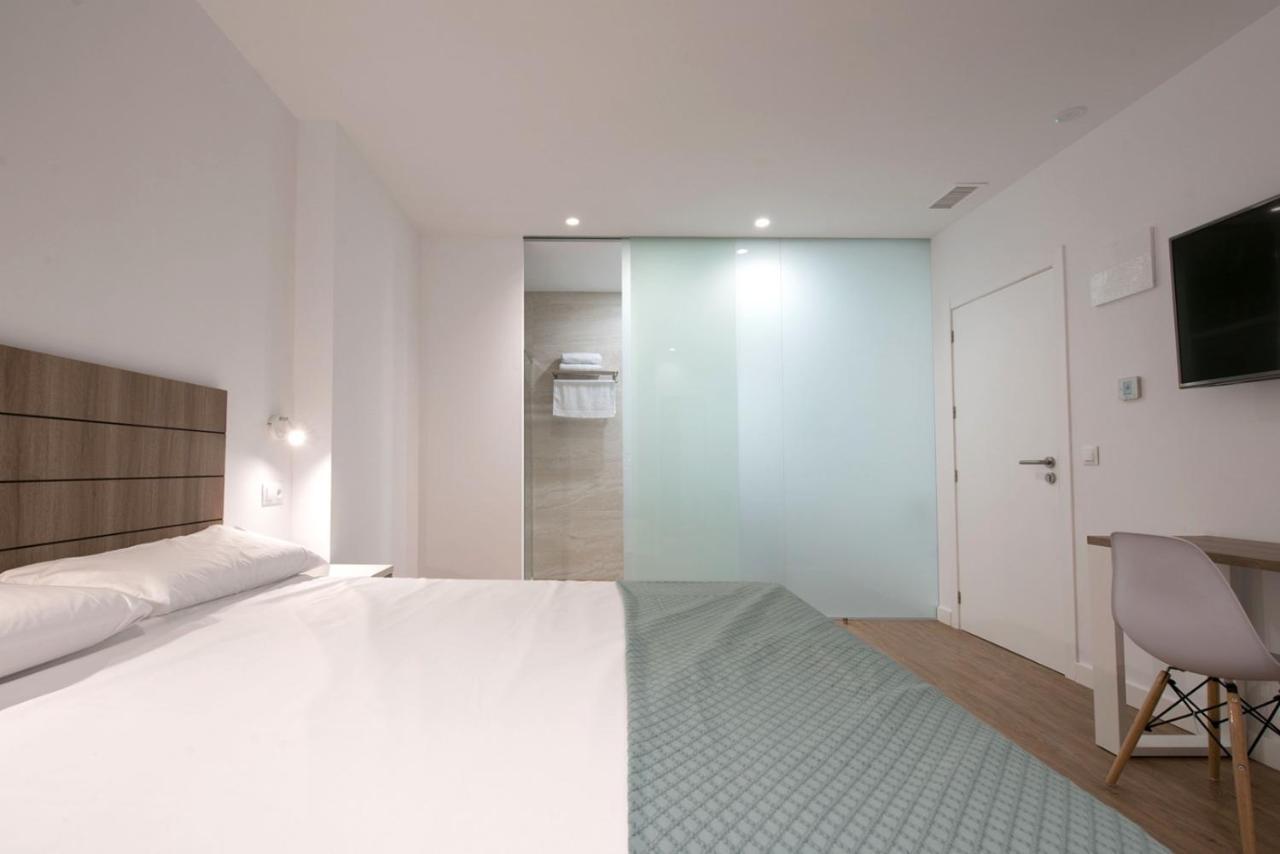 סנטה פולה Hostal Beach מראה חיצוני תמונה