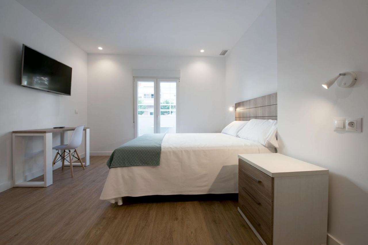 סנטה פולה Hostal Beach מראה חיצוני תמונה