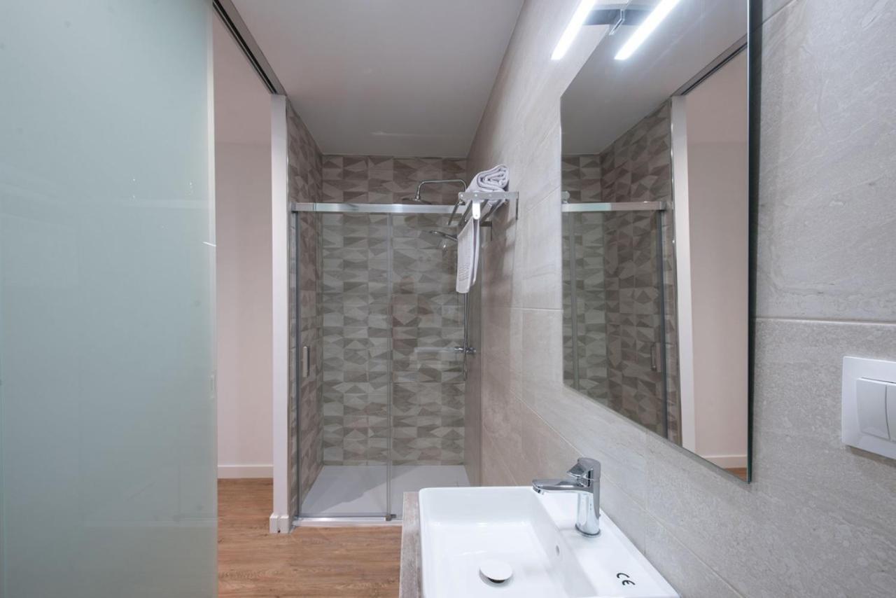 סנטה פולה Hostal Beach מראה חיצוני תמונה