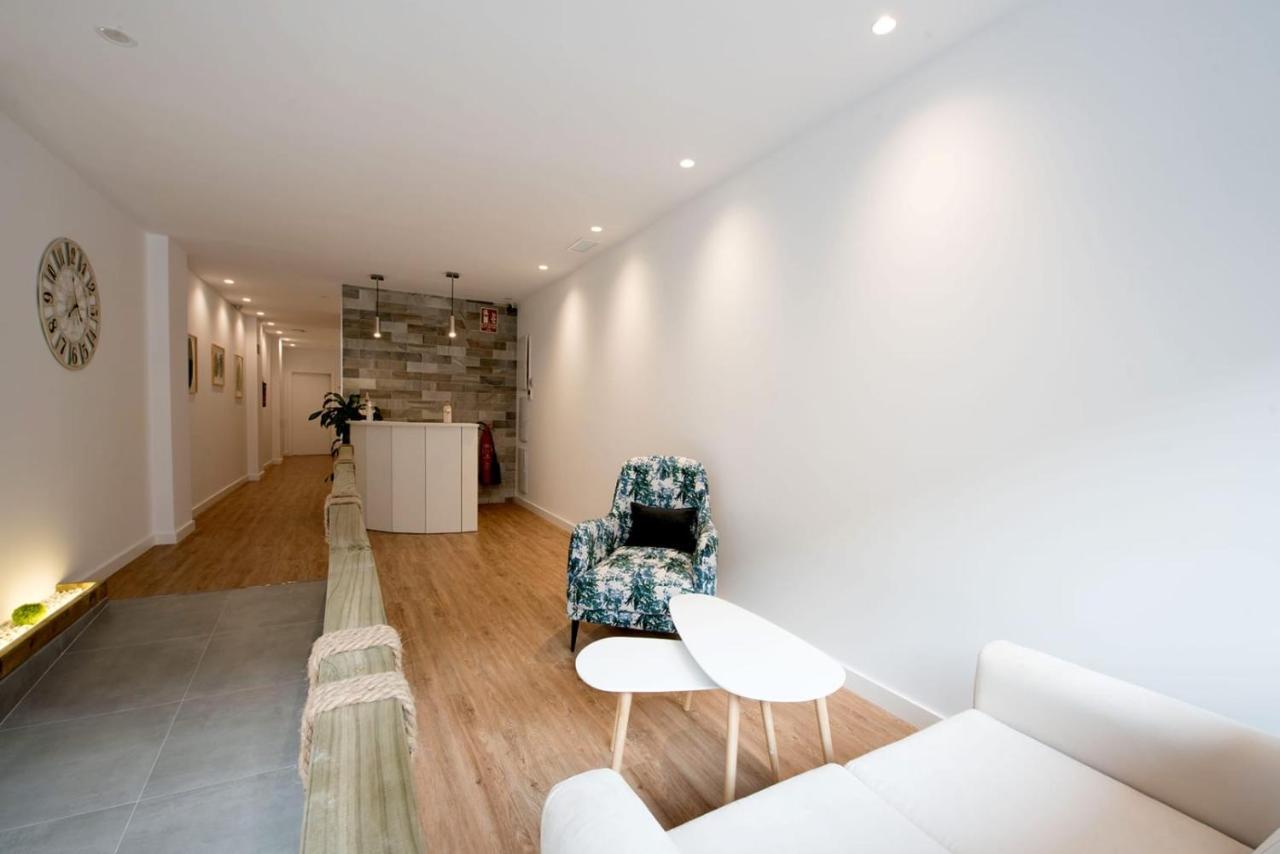סנטה פולה Hostal Beach מראה חיצוני תמונה